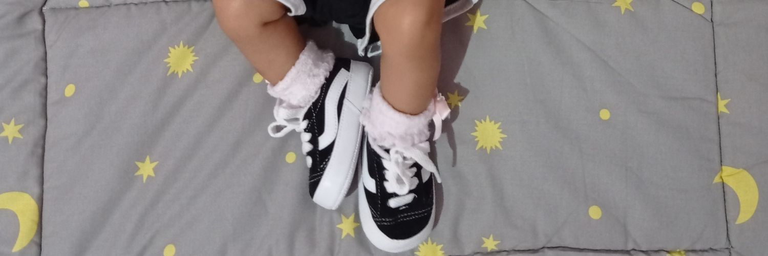 fennydw's profile banner image