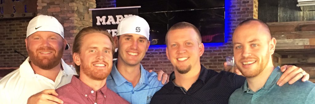 T_Row22's profile banner image