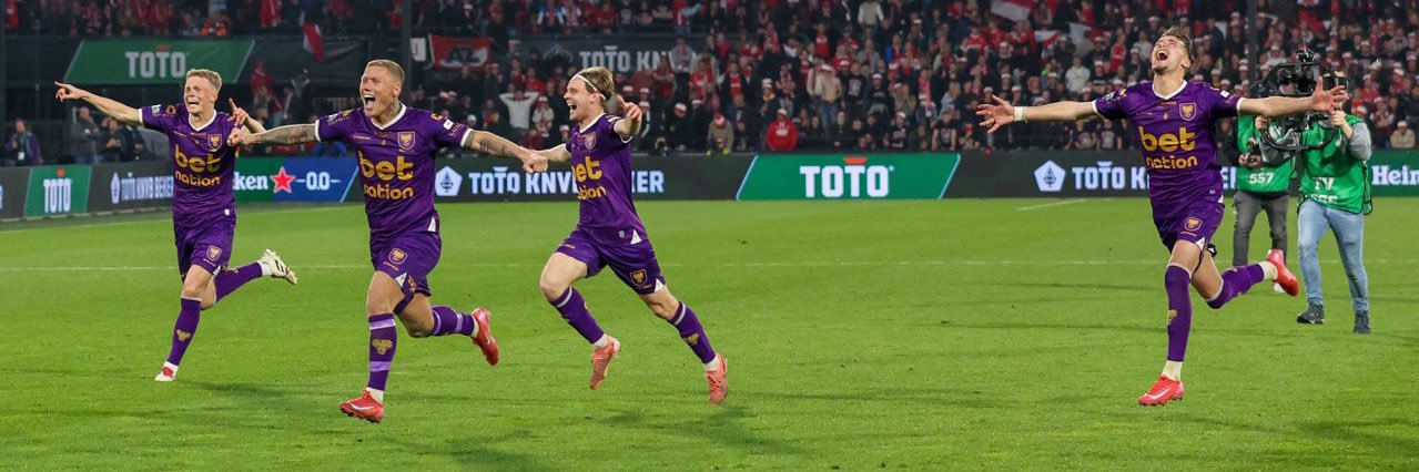 Carlomijsen's profile banner image