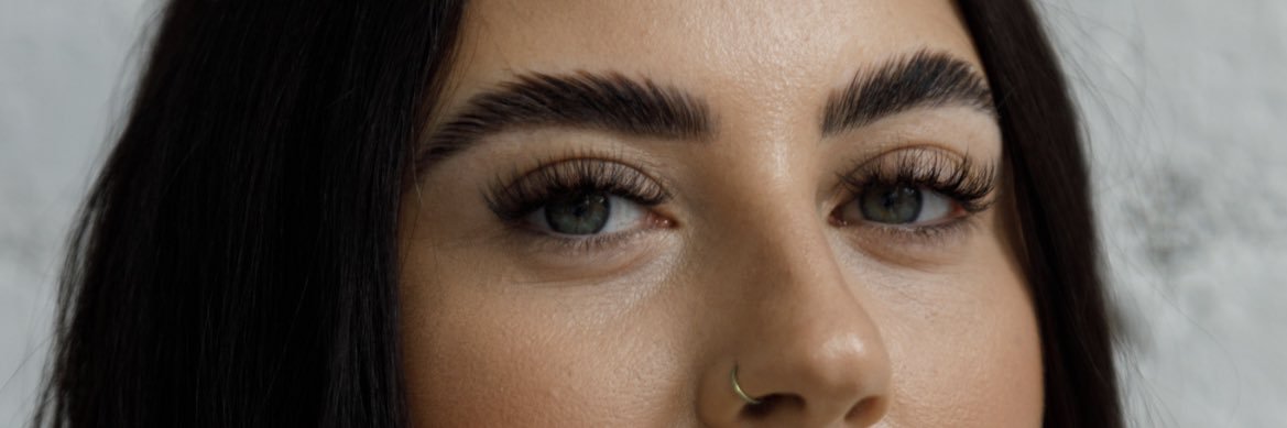 emilydoesbrows's profile banner image