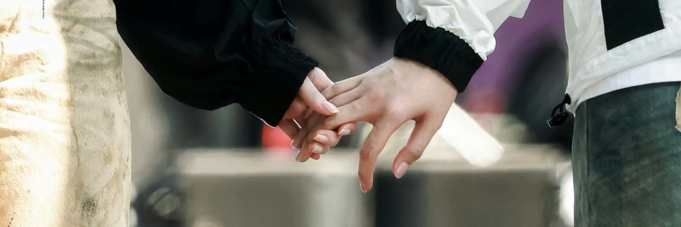 tieuzit's profile banner image