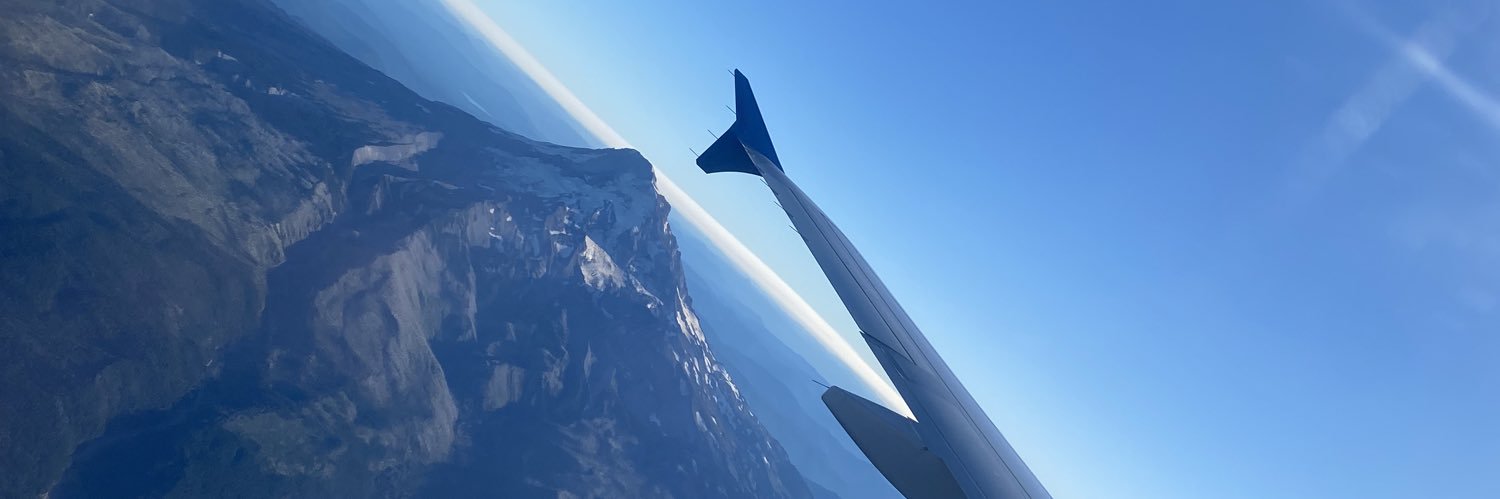 emscrumptious's profile banner image