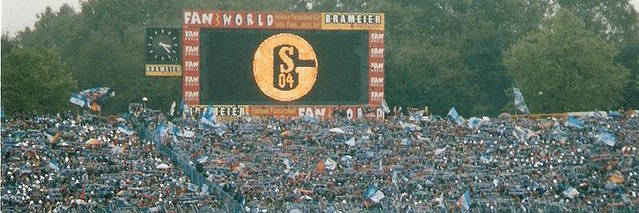 AsiErichFußballgott banner