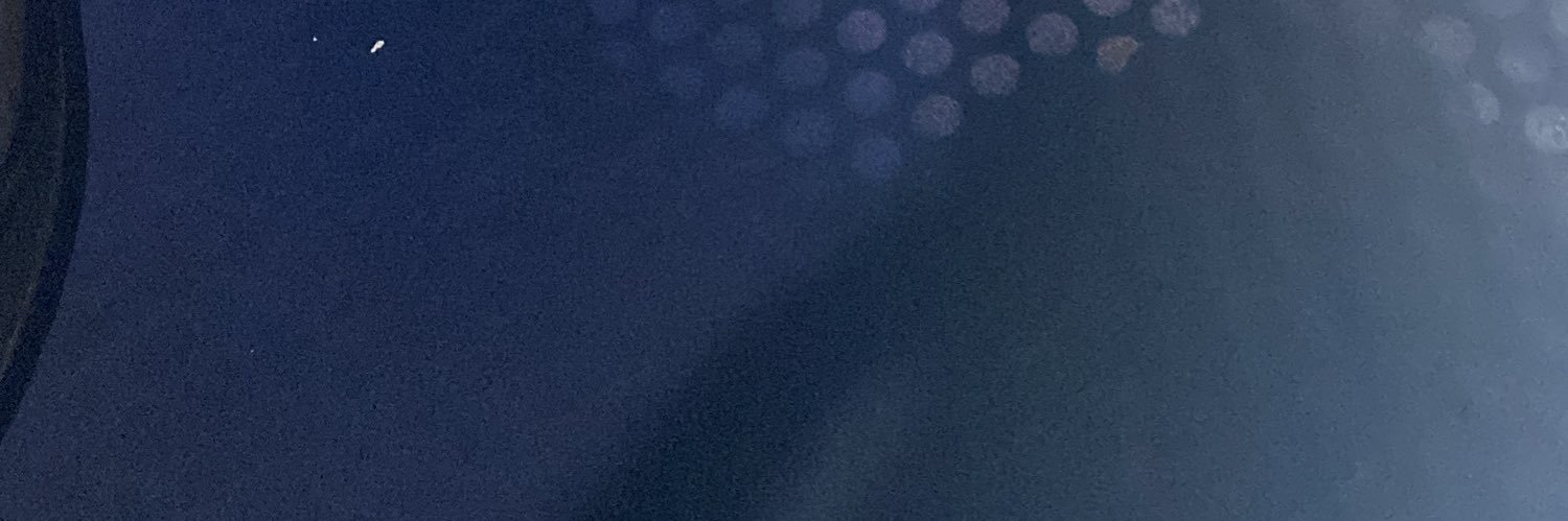 devi_maharanii's profile banner image