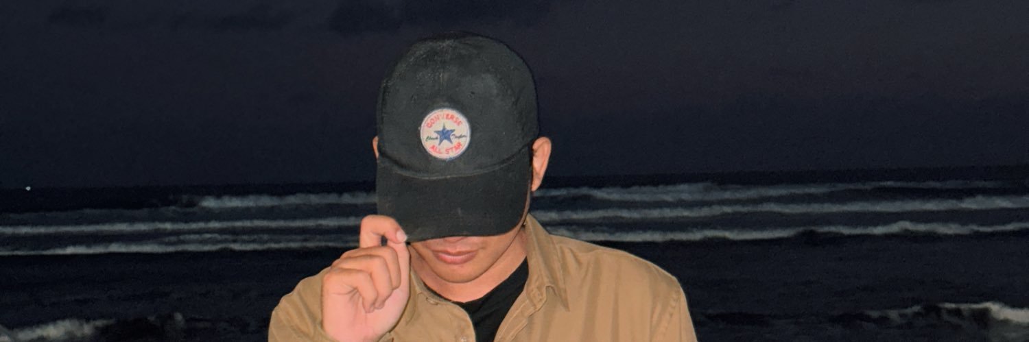 ekiw10's profile banner image