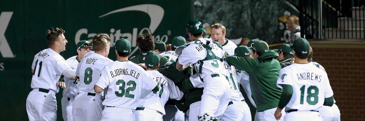 Hunter Williams banner