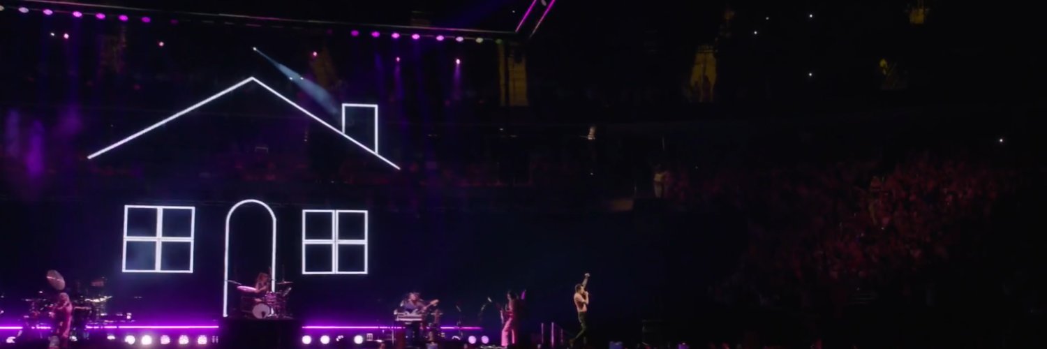 mirrorball_e's profile banner image