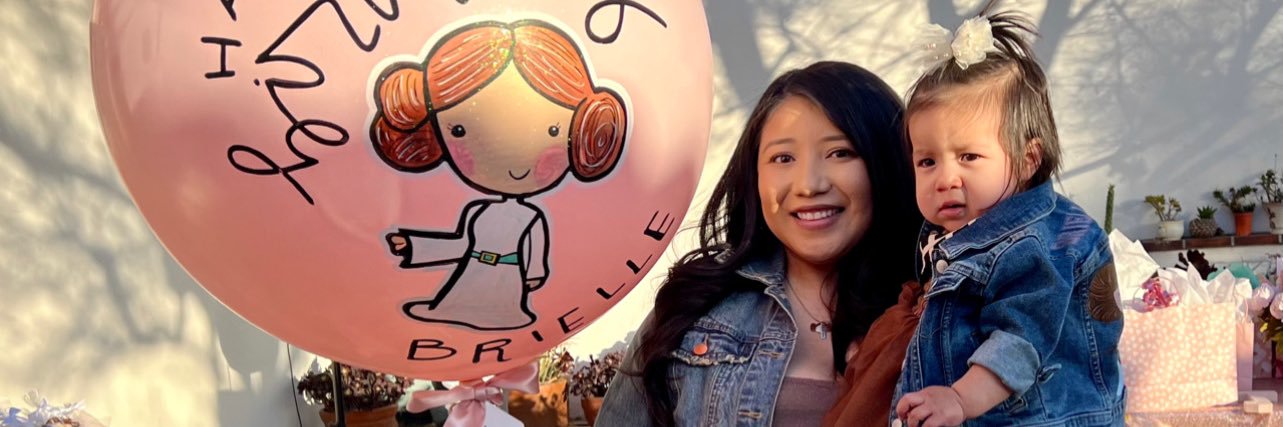 YouLoveBee's profile banner image