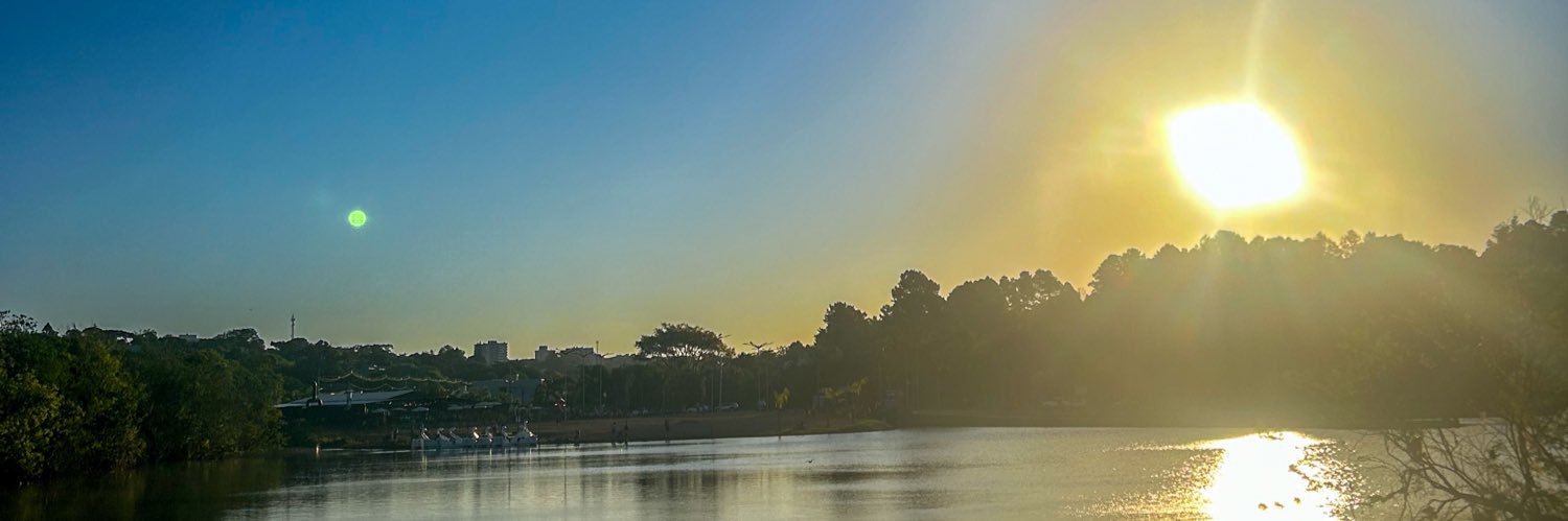 renancudi's profile banner image