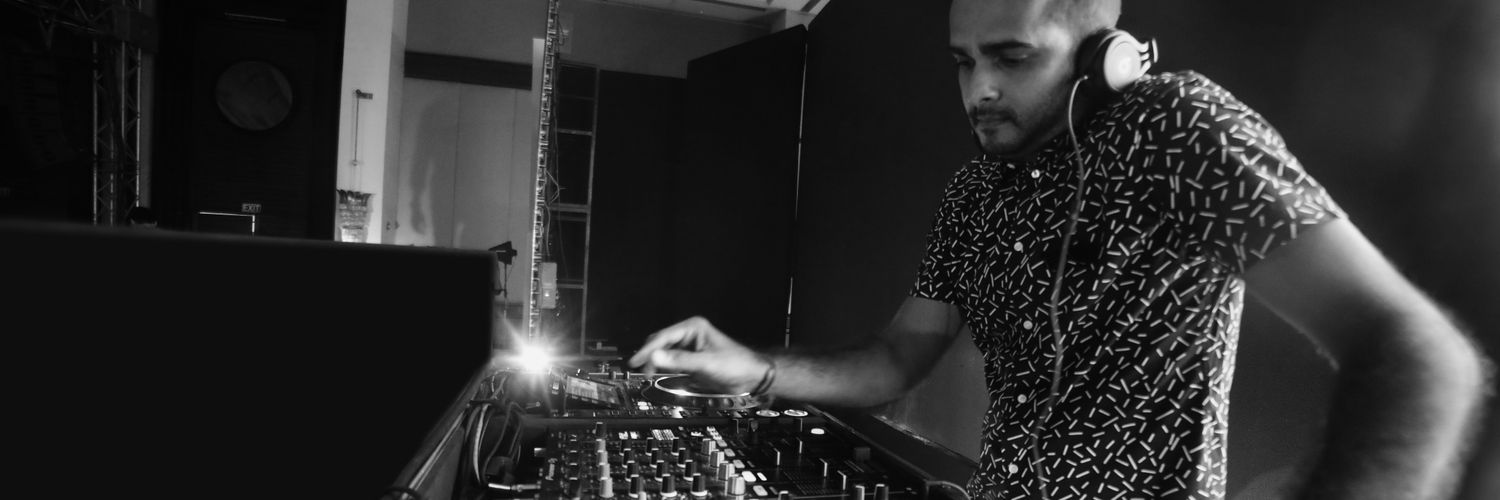 djsohil's profile banner image