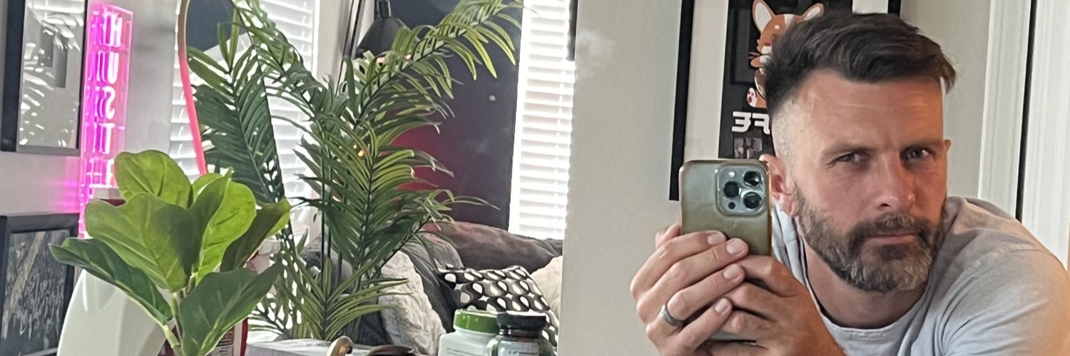 DeanoSalter's profile banner image