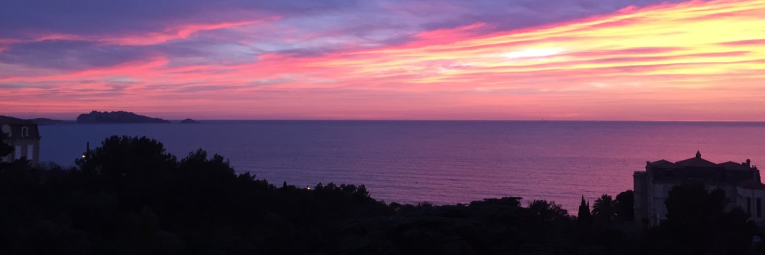 latilclara's profile banner image