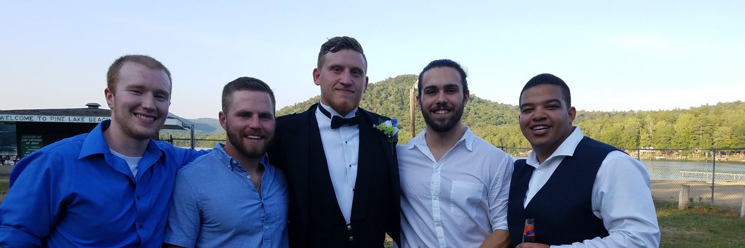 StrawbryIce32's profile banner image