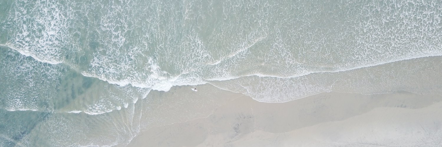 lauren_devos's profile banner image