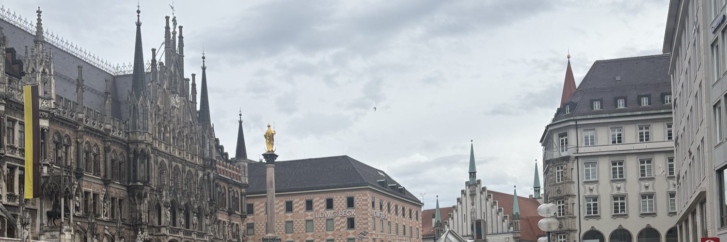 T_Revvy's profile banner image