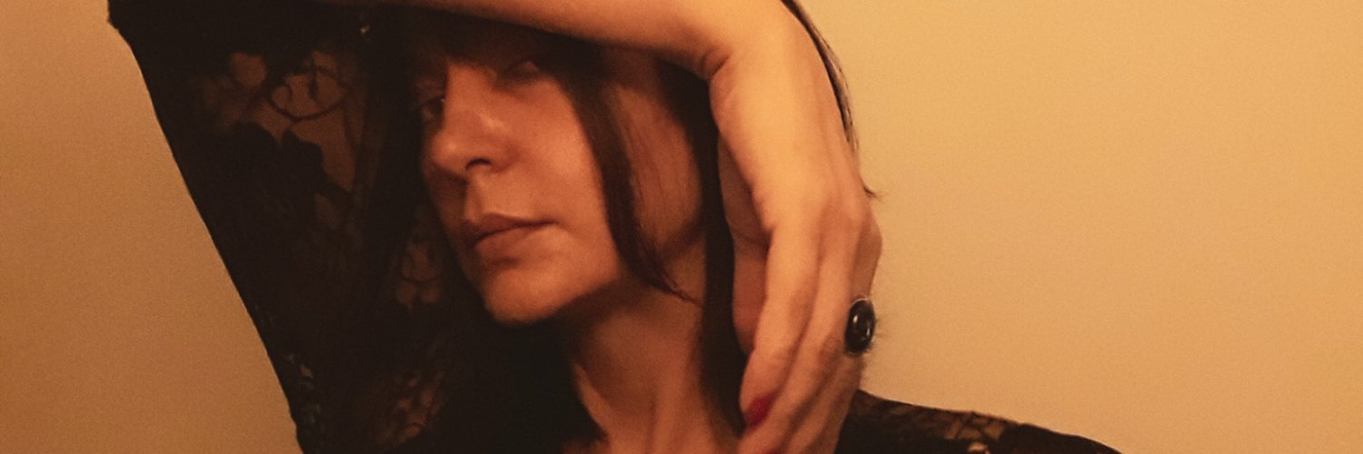DmarisGrn's profile banner image