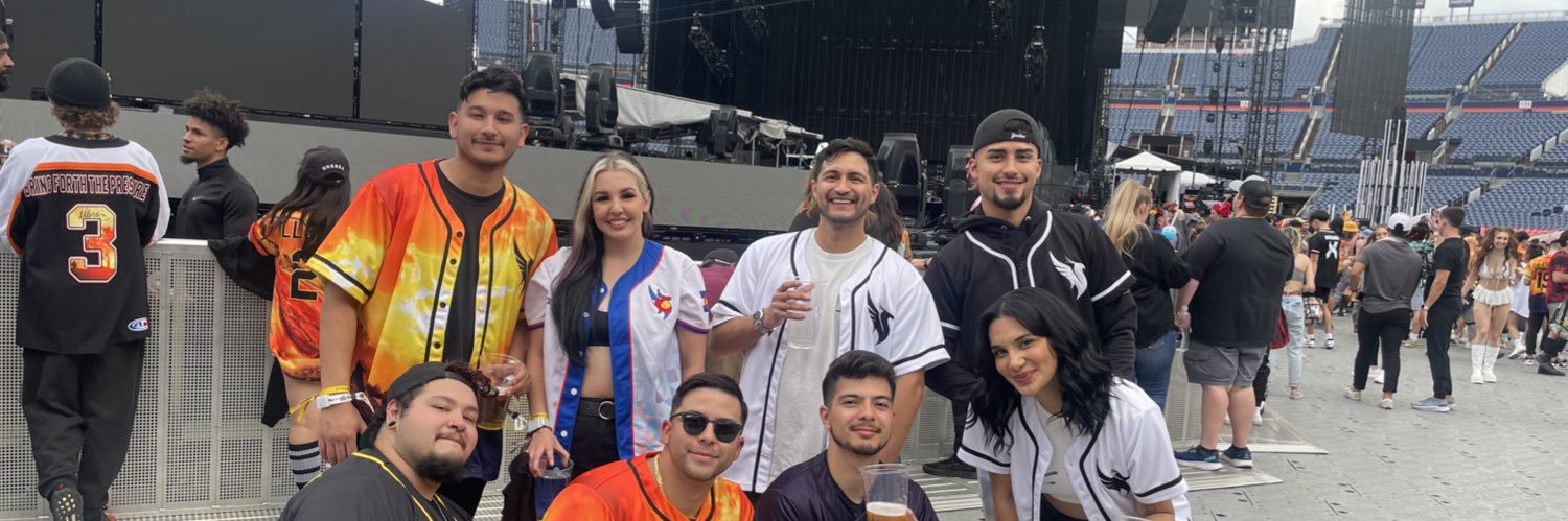carolineenajar's profile banner image
