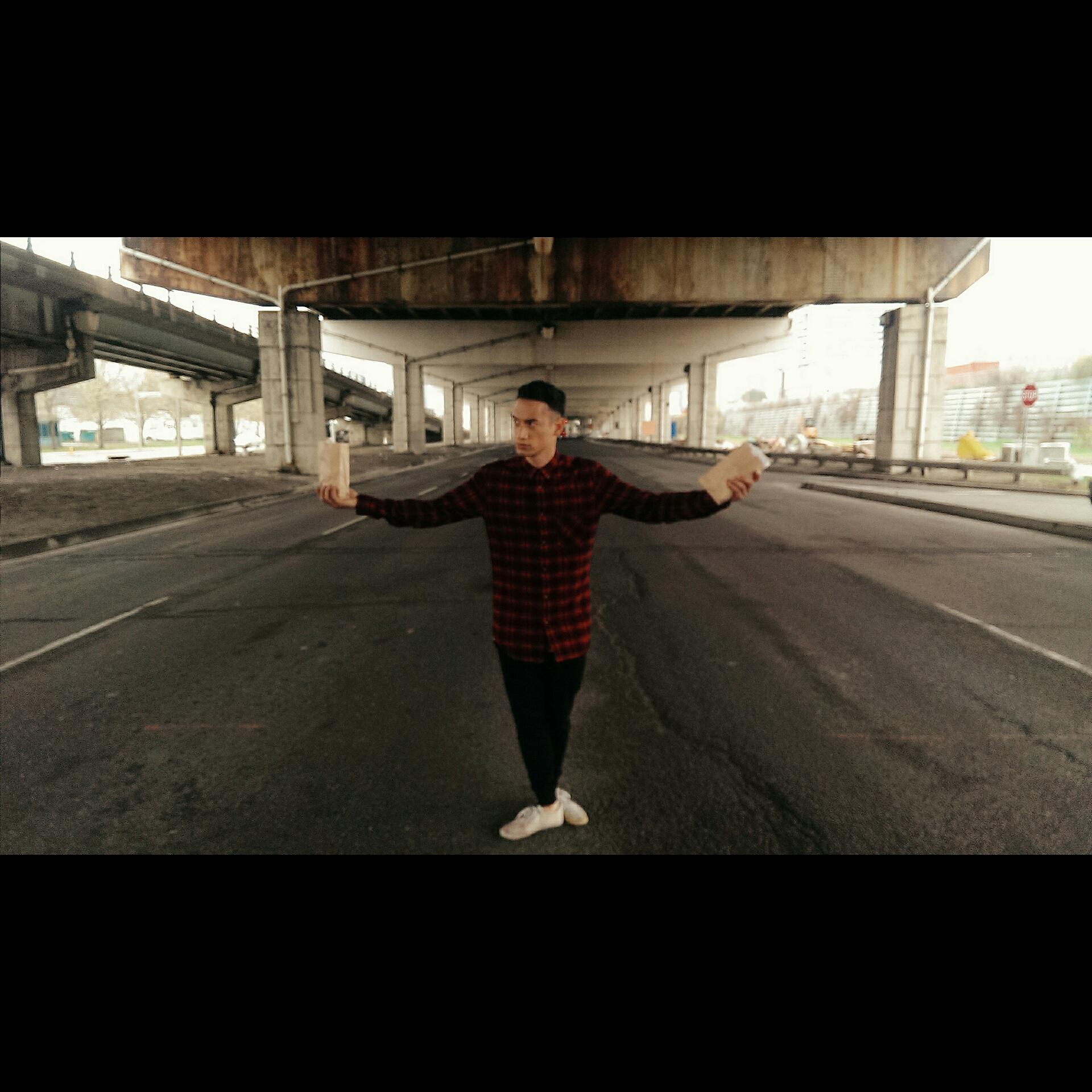 losbot's profile banner image