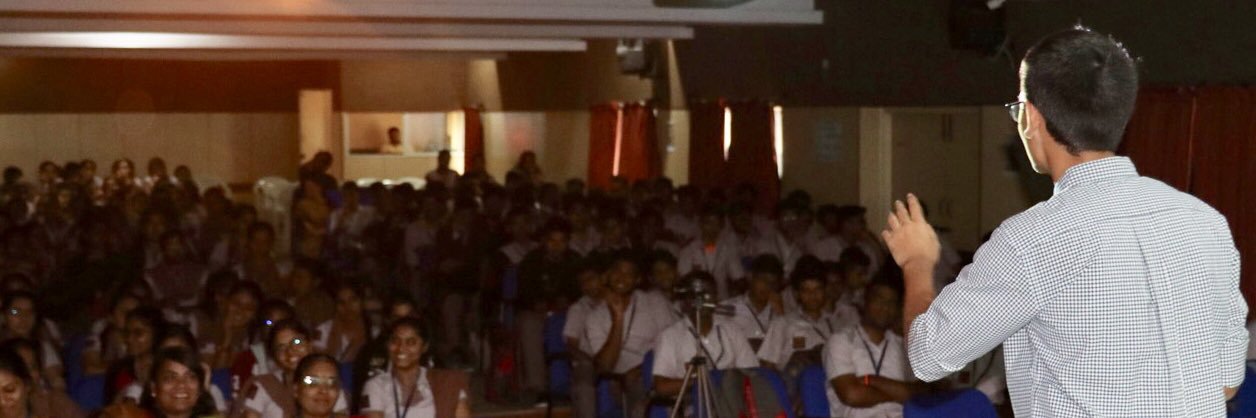 Rishvanjas Rishi Raghavan banner
