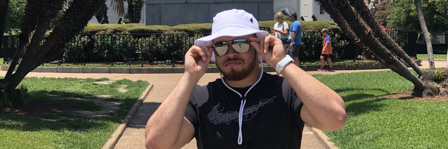 Deneiro's profile banner image