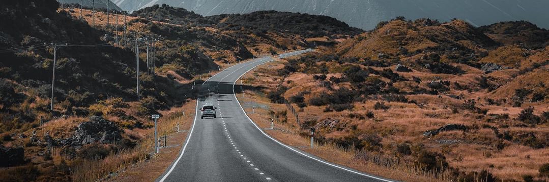 عزان بن محمد اليعربي banner