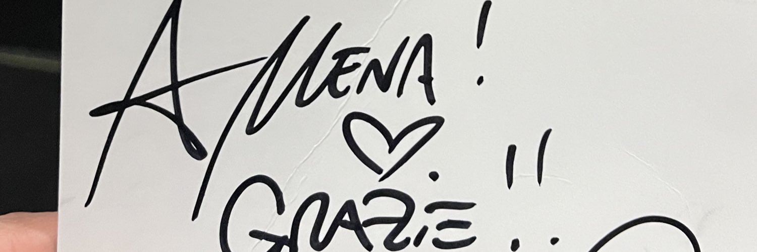 menade's profile banner image