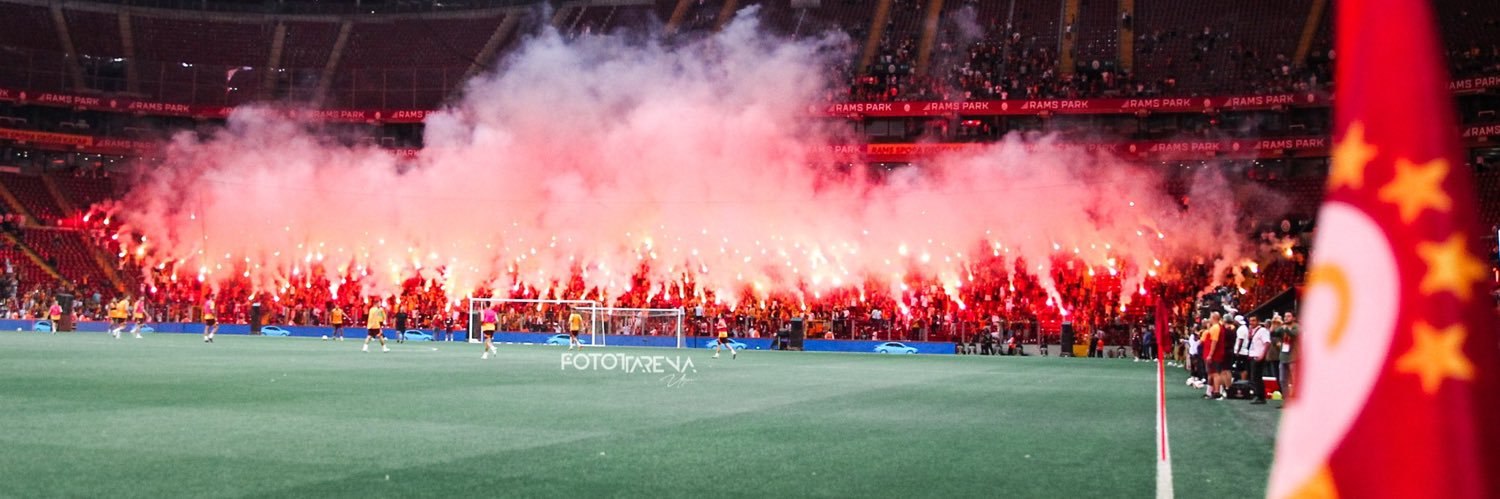emrebibr's profile banner image