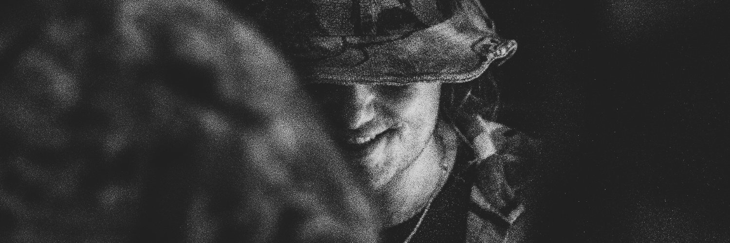 jameselliotuk's profile banner image