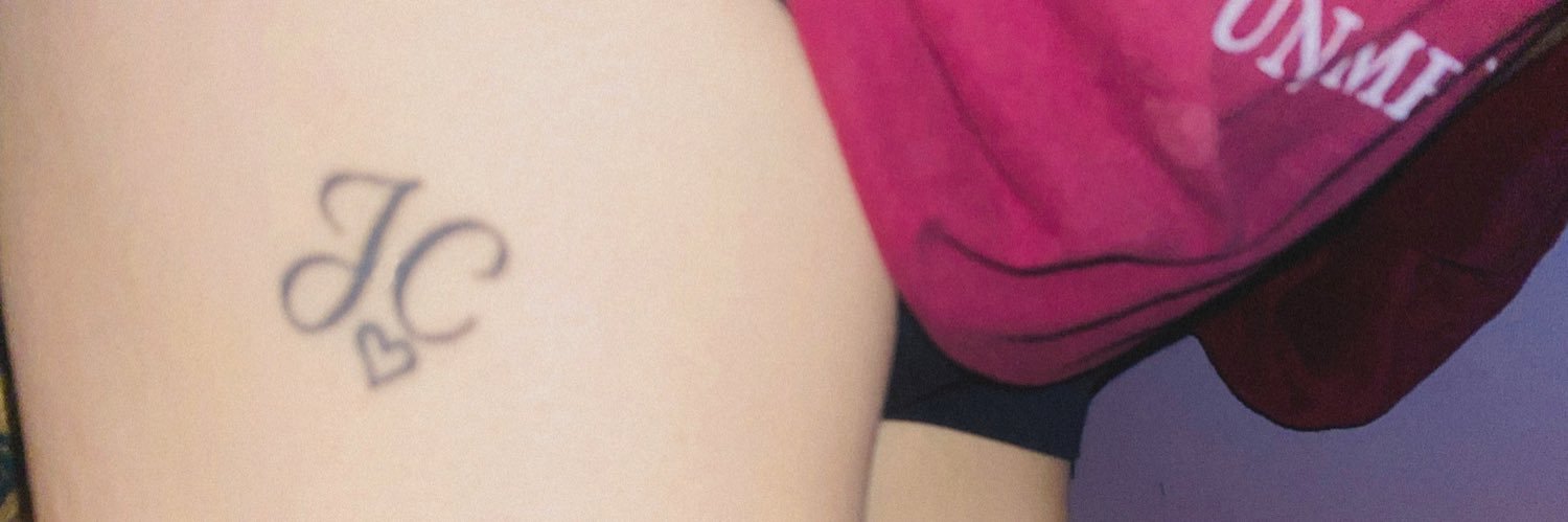 biluag_'s profile banner image