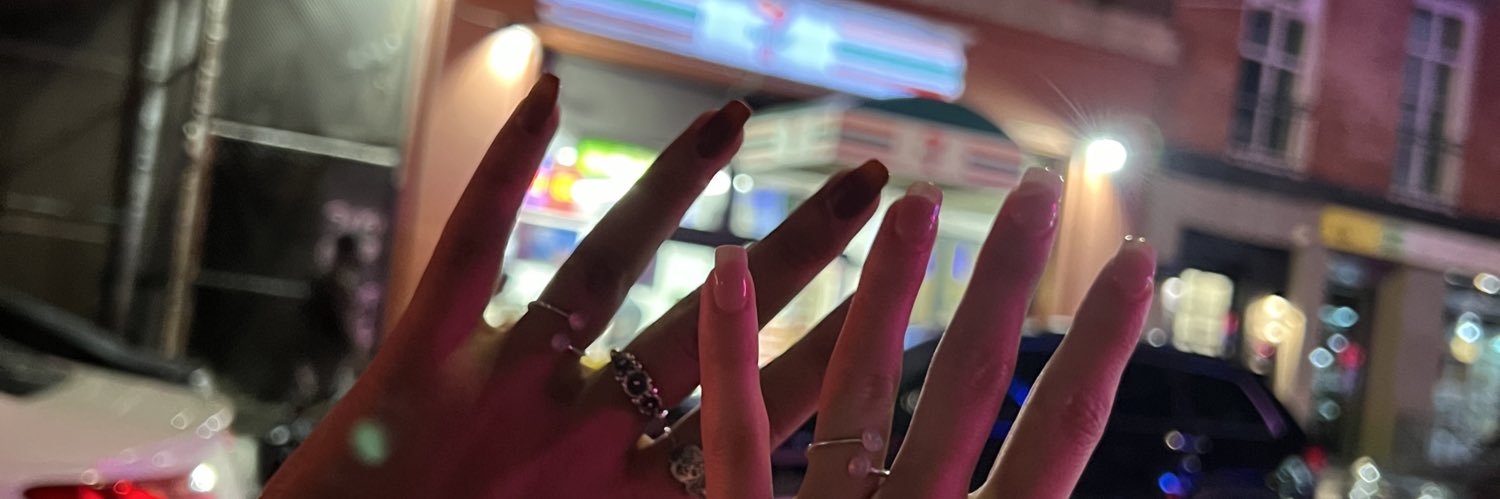 basrinaaa's profile banner image