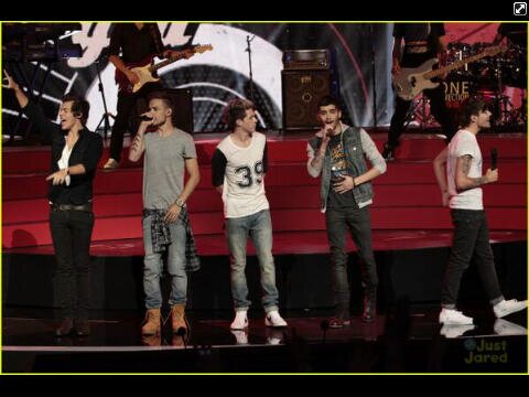 1D_INA_'s profile banner image