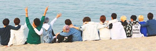 LeongJia's profile banner image