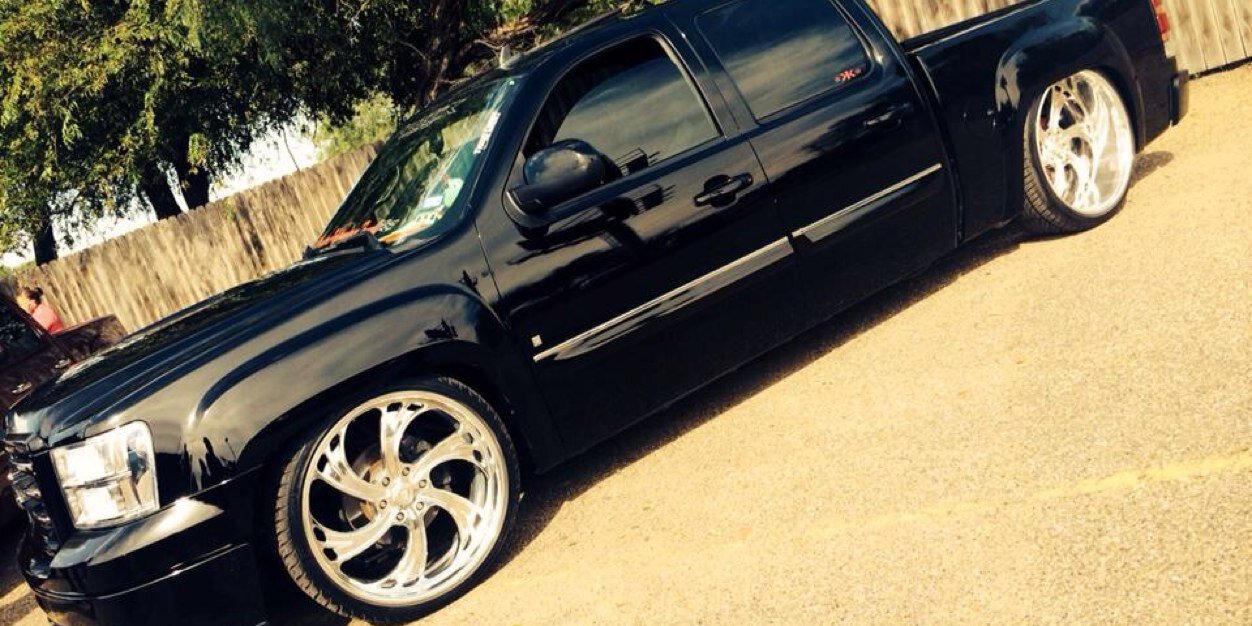 ElCarlosJR's profile banner image