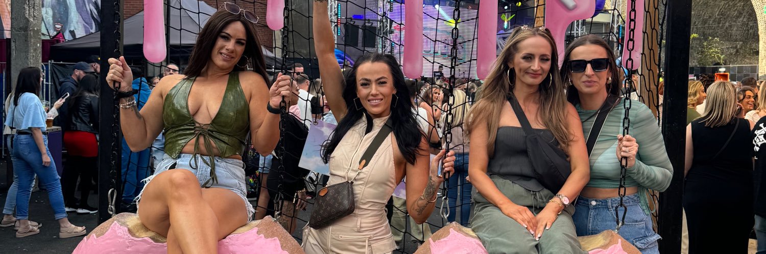 laurahessx's profile banner image