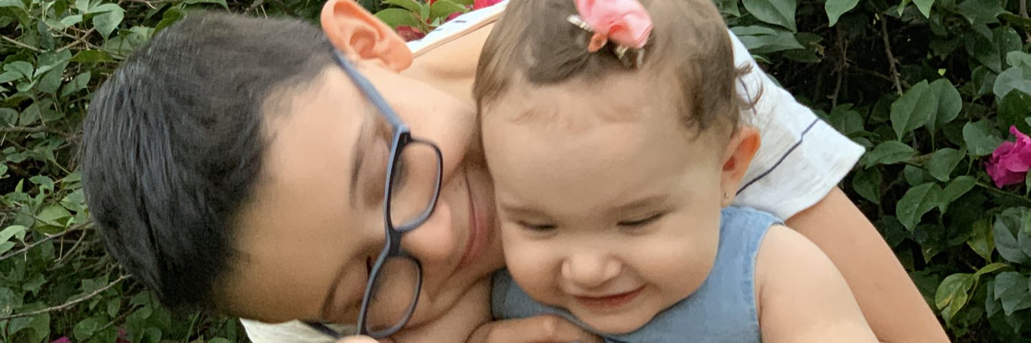 fernandaapoma's profile banner image