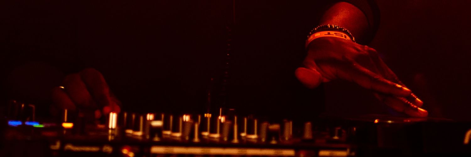 djyaslo's profile banner image