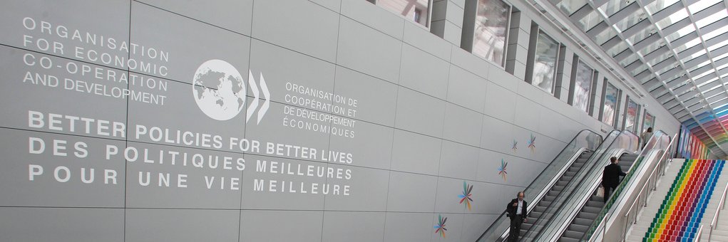 Greg Medcraft banner