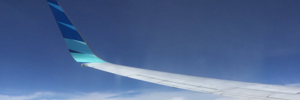 thiarini26's profile banner image