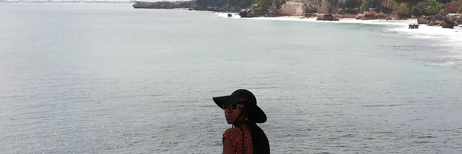 ipaela's profile banner image