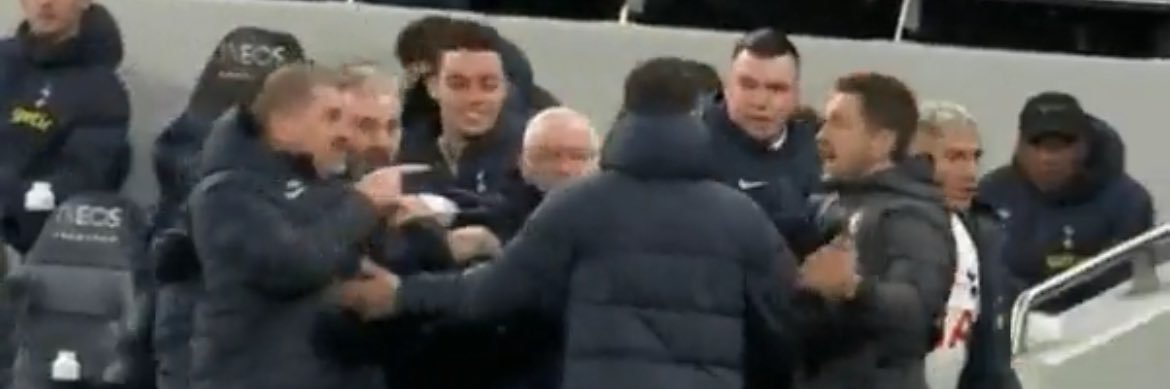 Andrew Elliott banner