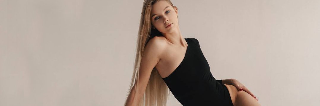 sofialienn's profile banner image