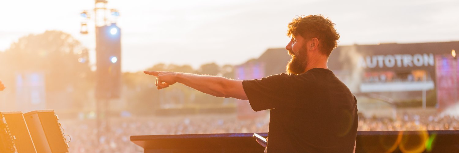 Frontliner ♫ banner