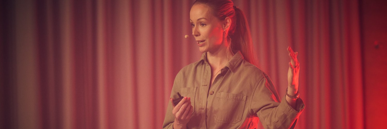 mismehalonen's profile banner image