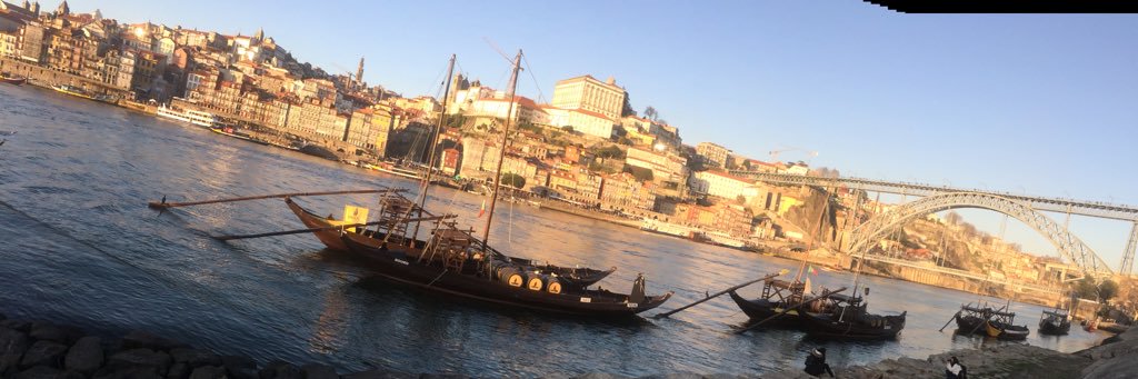 Lari_Maidana's profile banner image