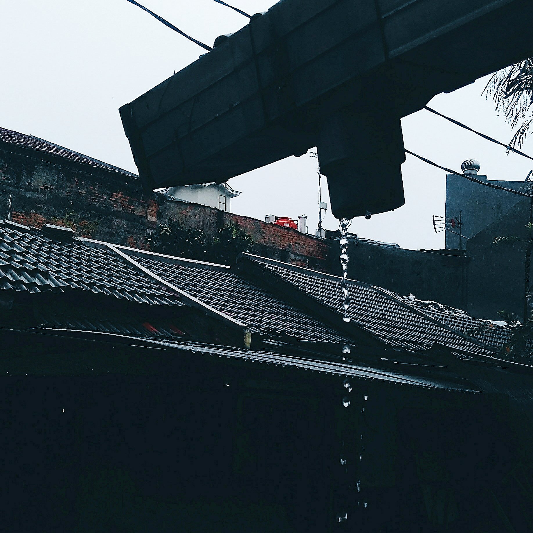 Yuli_April's profile banner image