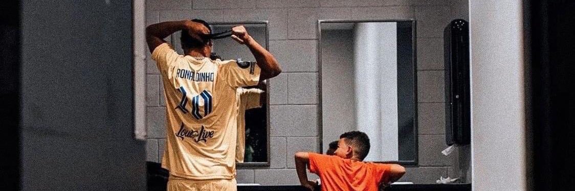 Elunosieteeee's profile banner image