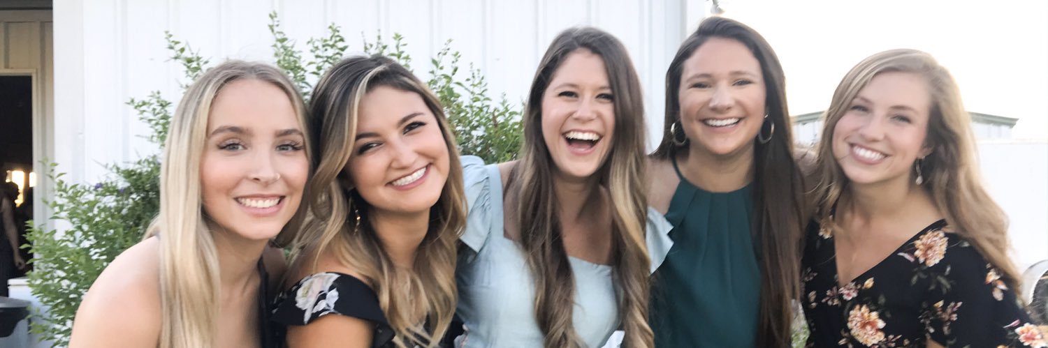sarahshmity's profile banner image