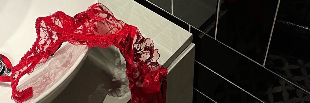 nnevergonlose's profile banner image