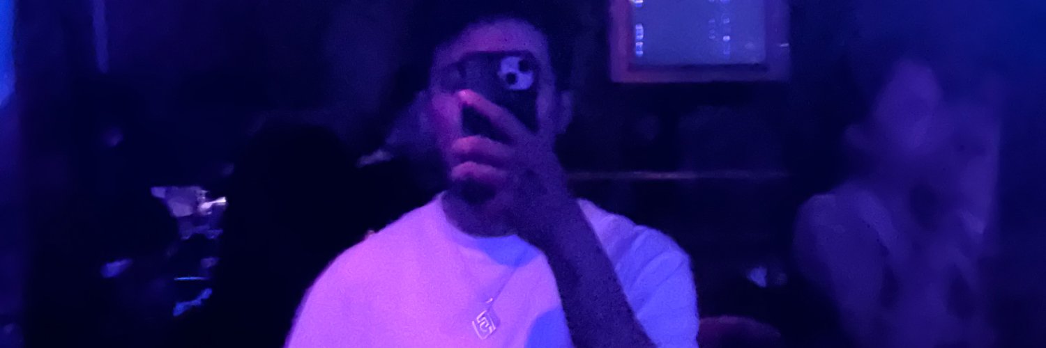EmyJeremi's profile banner image