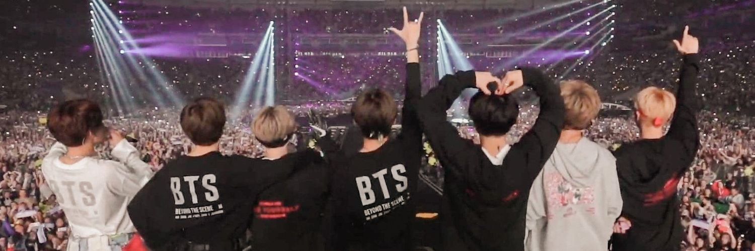 silfi929's profile banner image